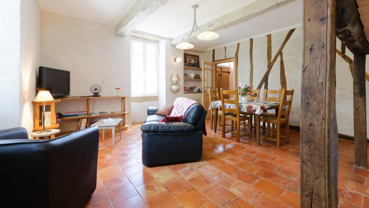 Villa Au Guitou à Monlezun Extérieur photo